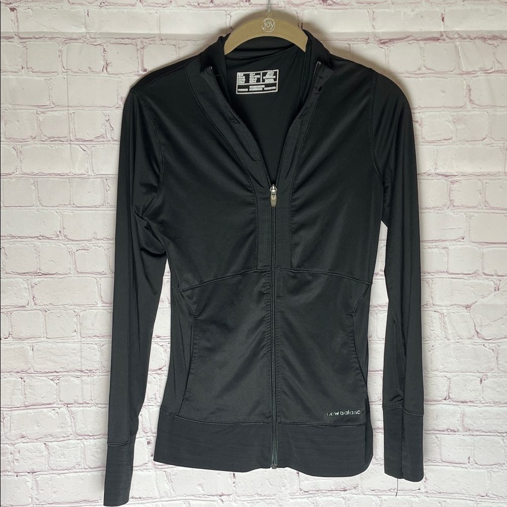 New Balance Black Woman's X-Small Athletic Zip up Jacket
